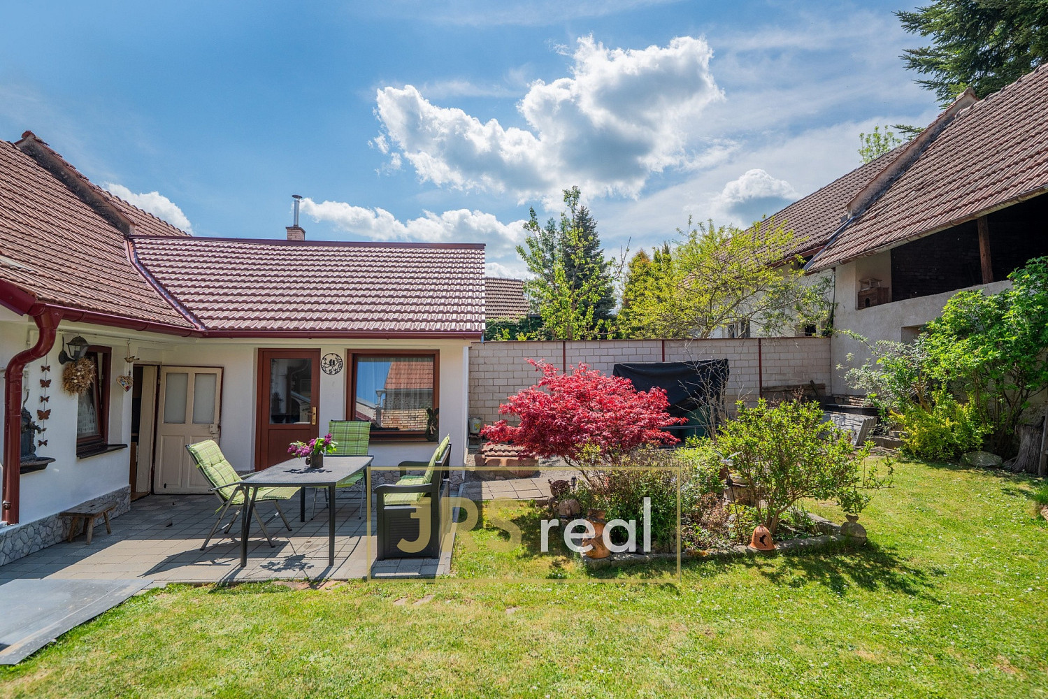 Prodej domu 111 m² s pozemkem 607 m² — photo 2