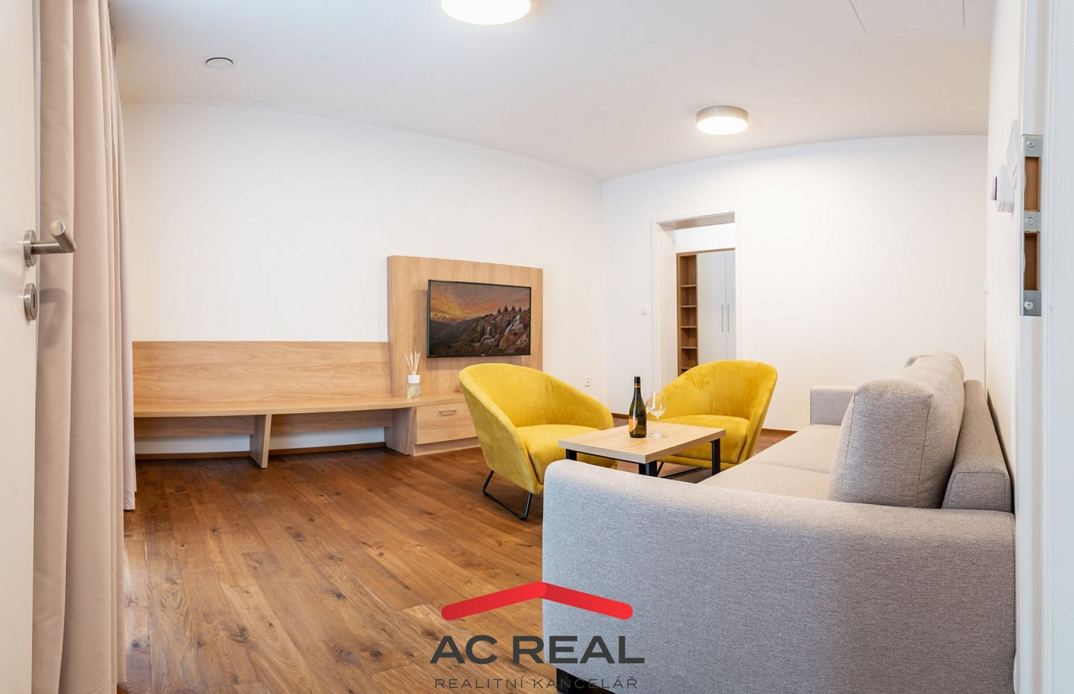 Prodej bytu 2+kk 68 m² – fotografie 2