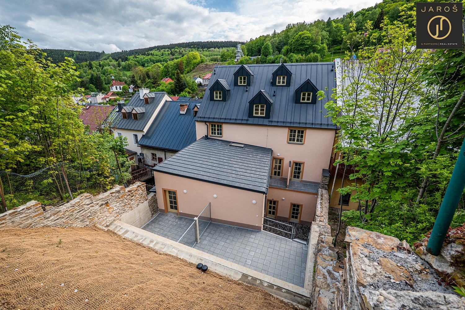 Prodej bytu 2+kk 51 m² — photo 3