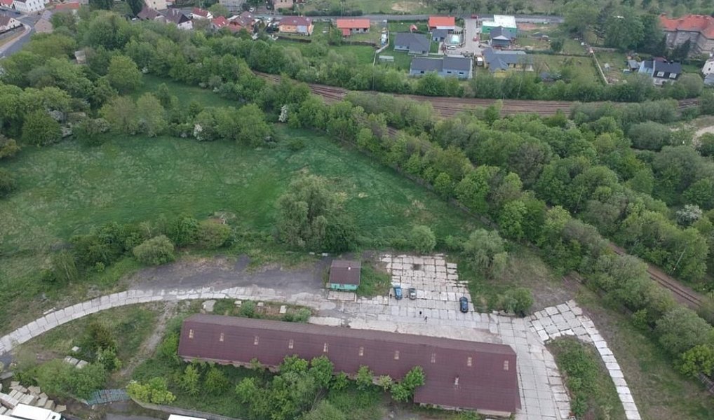 Prodej komerčního pozemku 30 339 m², Dubí – náhled fotky 3