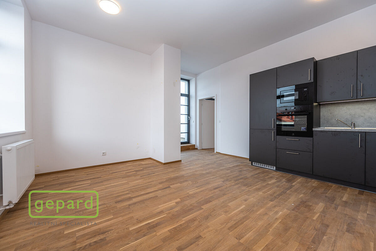 Prodej bytu 4+kk 95 m² — photo 2