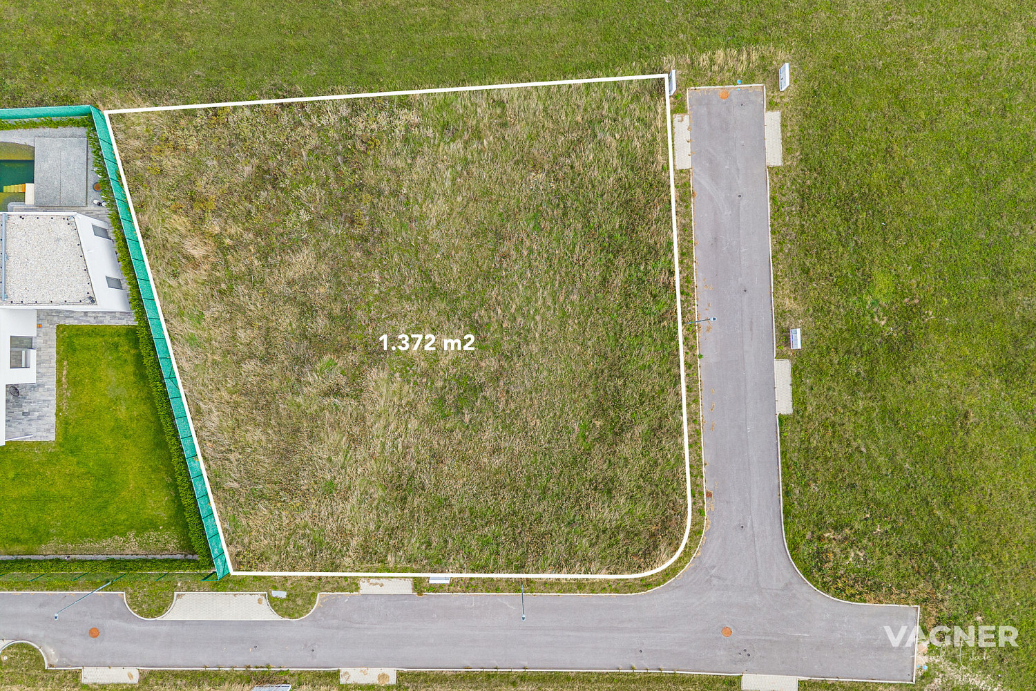 Prodej stavebního pozemku 1 372 m² – fotografie 2