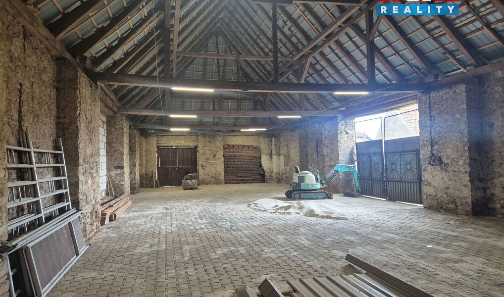 Pronájem skladovacích prostor 350 m², Bykoš – náhled fotky 10