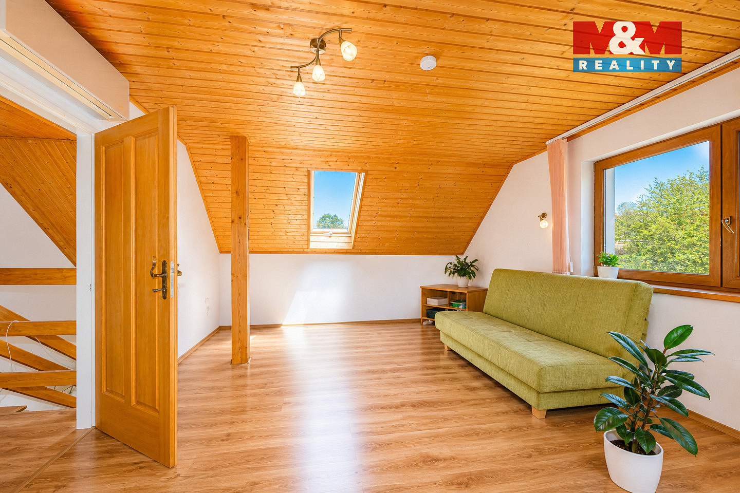 Prodej domu 156 m² s pozemkem 910 m² – pohled 6