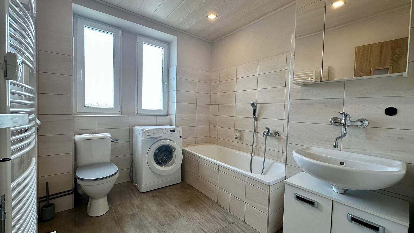 Pronájem bytu 2+1 52 m² — photo 4