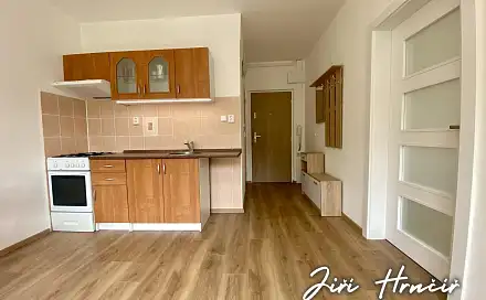 Pronájem bytu 1+1 37 m², Sportovní, Loket, okres Sokolov