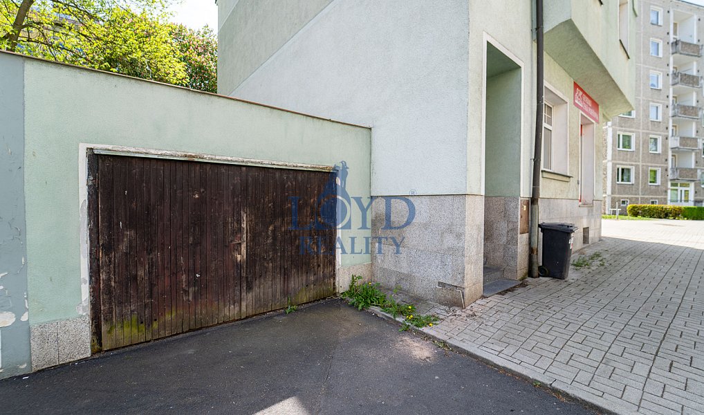 Prodej nájemního domu, činžáku 250 m², Chodov – náhled fotky 2