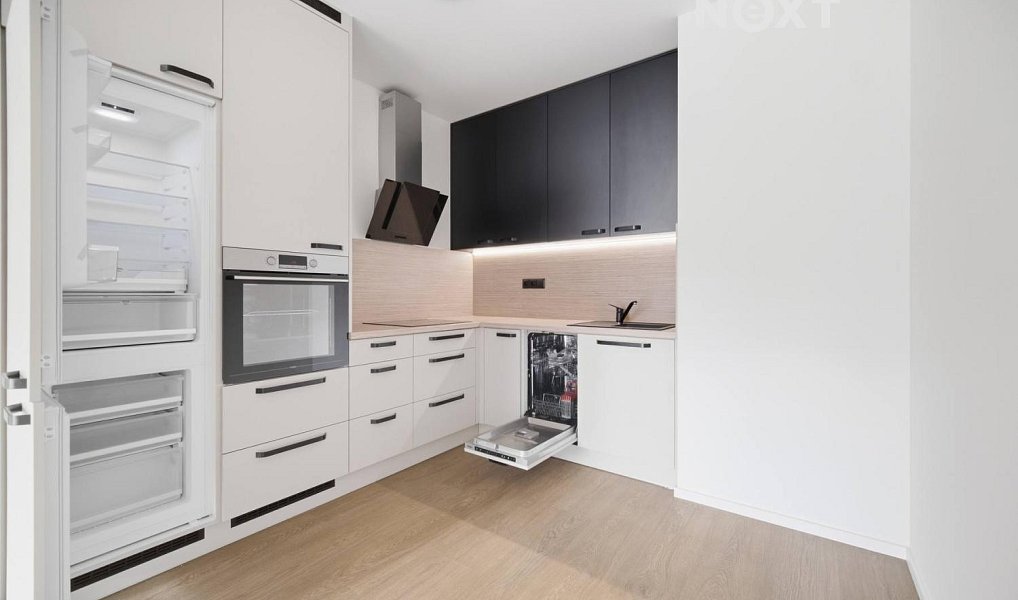 Pronájem bytu 2+kk 62 m², Hradec Králové – náhled fotky 11