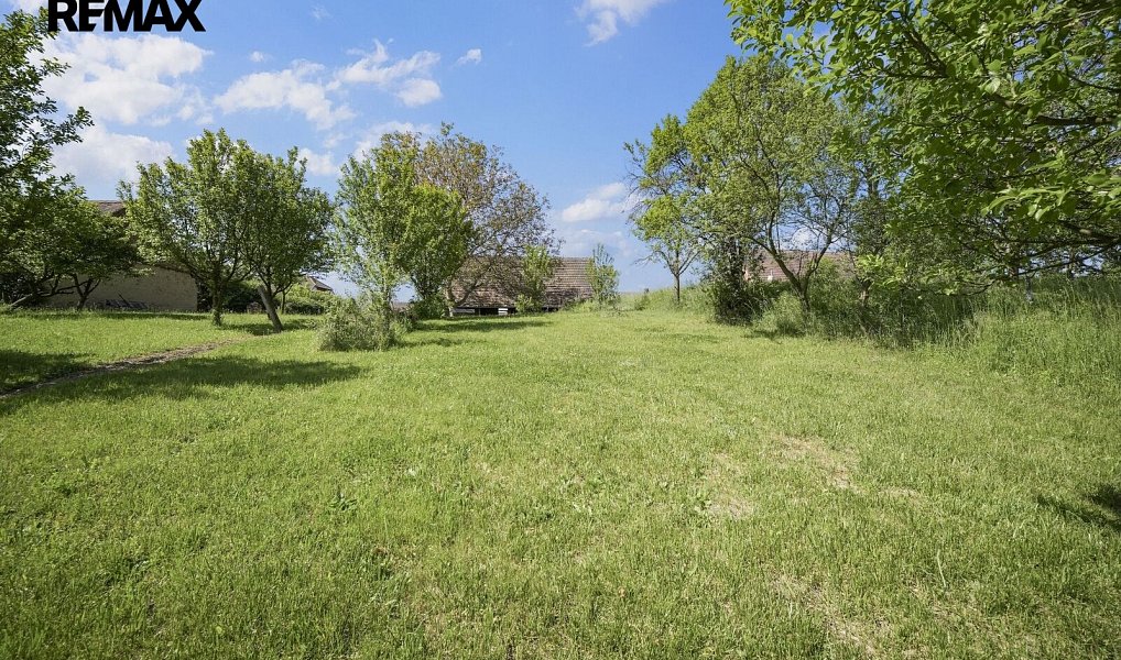 Prodej stavebního pozemku 1 027 m², Dražůvky – náhled fotky 8