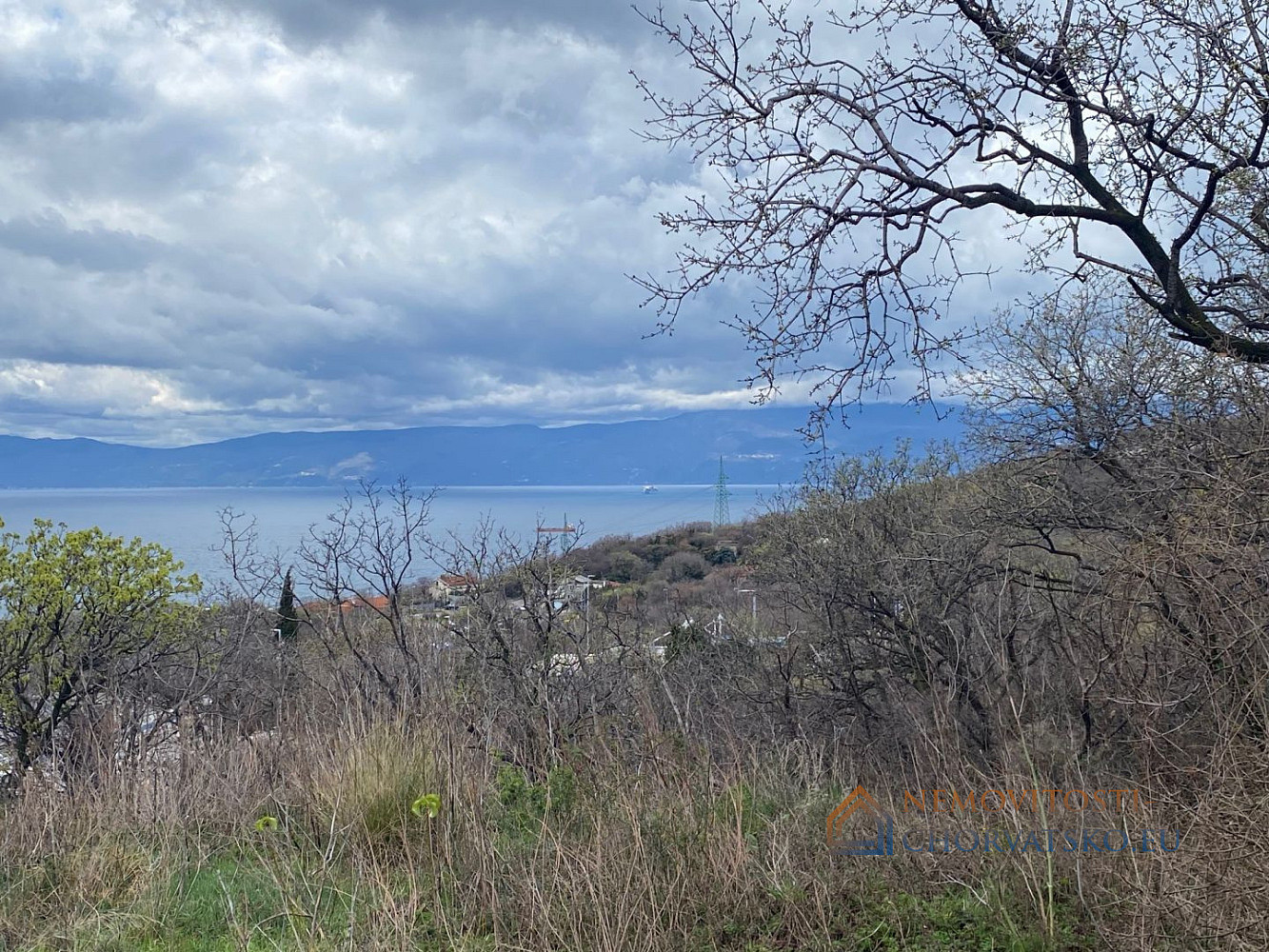Prodej stavebního pozemku 1 053 m² - Meer