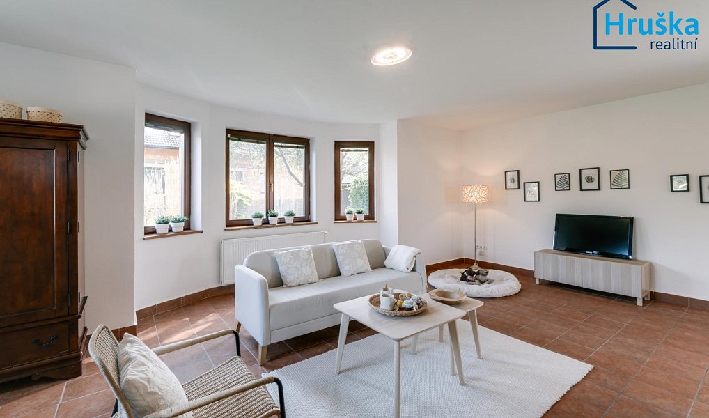 Prodej domu 196 m² s pozemkem 650 m², Baška – náhled fotky 9