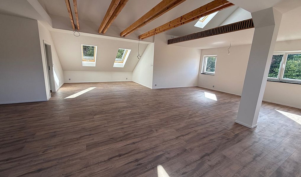 Prodej bytu atypického 138 m², Karlštejn – náhled fotky 2