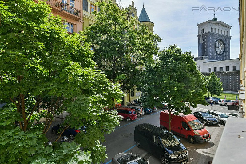 Pronájem bytu 3+kk 92 m² – fotografie 2