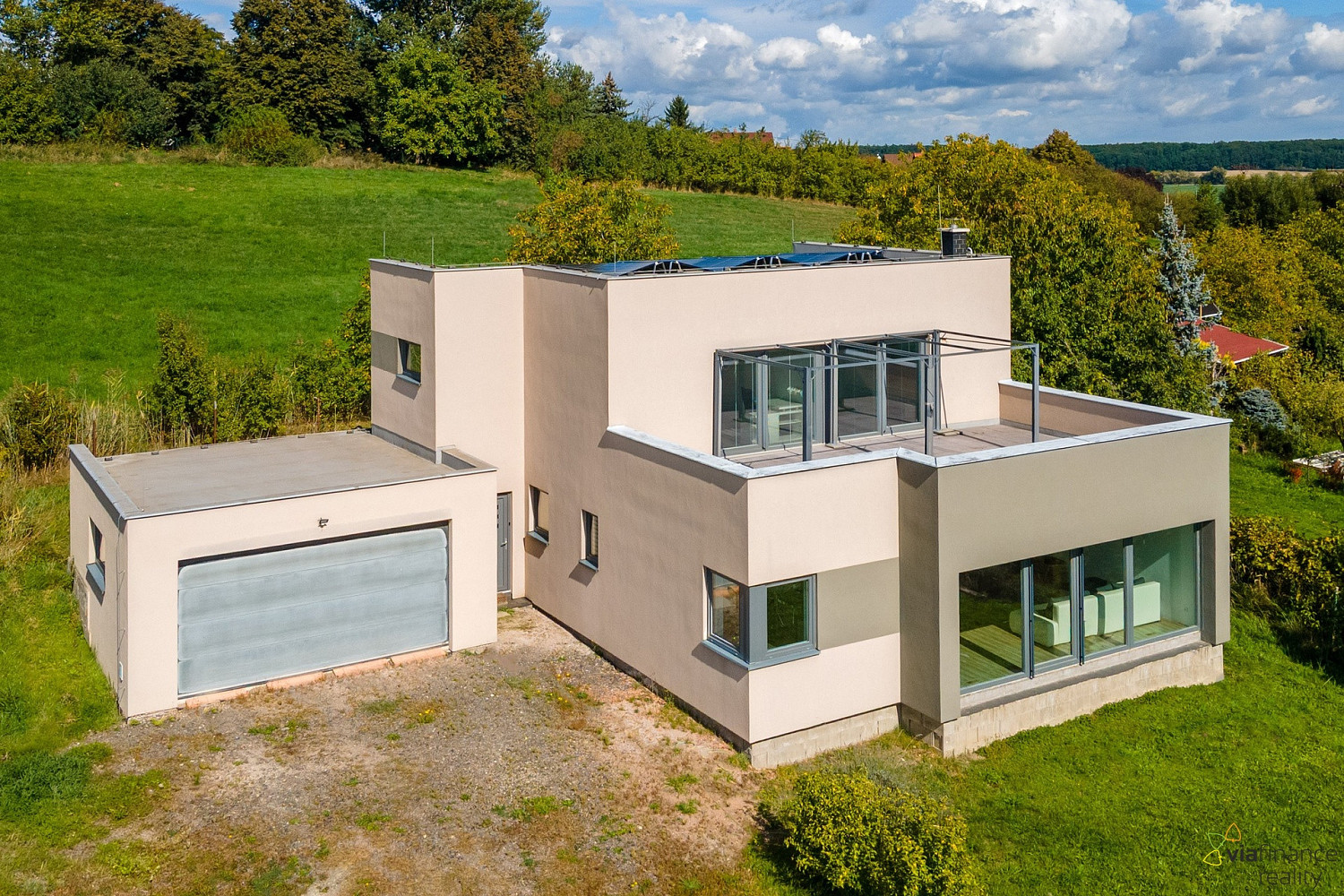 Prodej domu 193 m² s pozemkem 1 396 m²