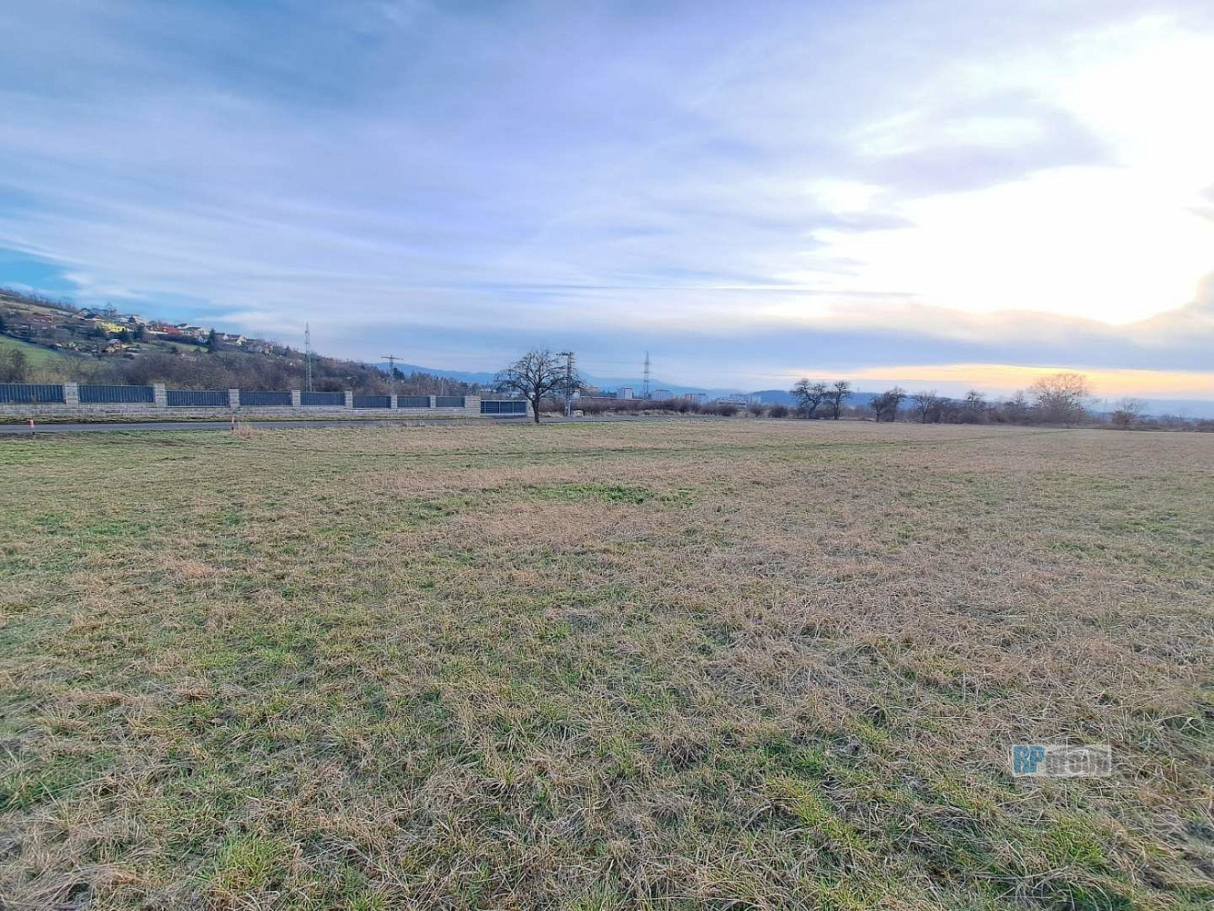Prodej stavebního pozemku 1 150 m² – fotografie 3