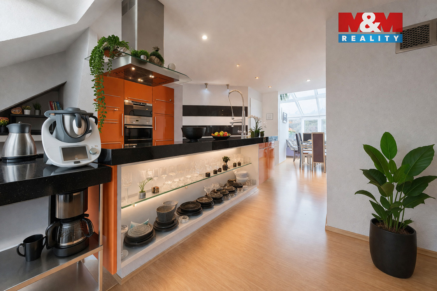 Prodej domu 379 m² s pozemkem 340 m² – fotografie 5