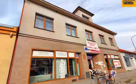 Prodej domu 800 m² s pozemkem 646 m², Veselí nad Moravou, okres Hodonín