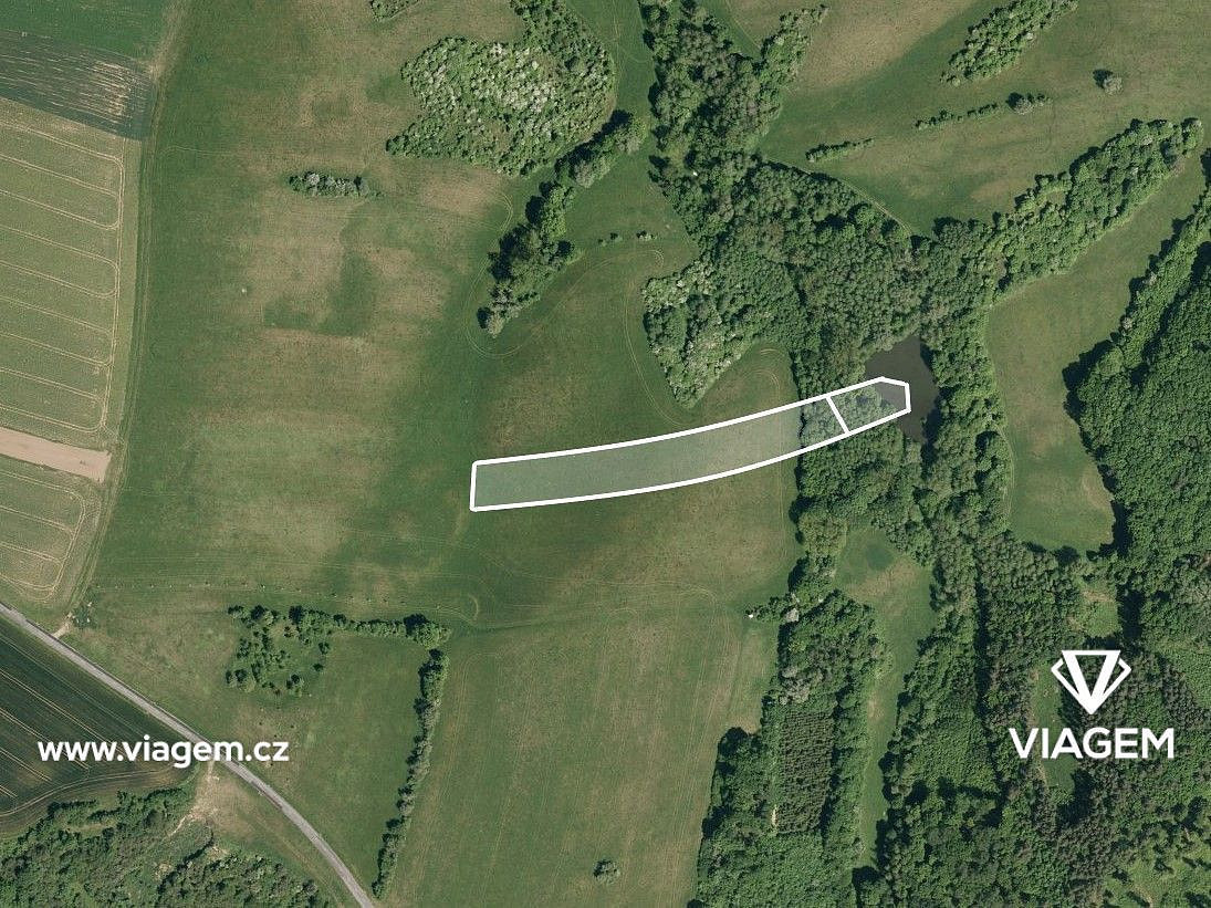 Pole 5 938 m² – pohled 4