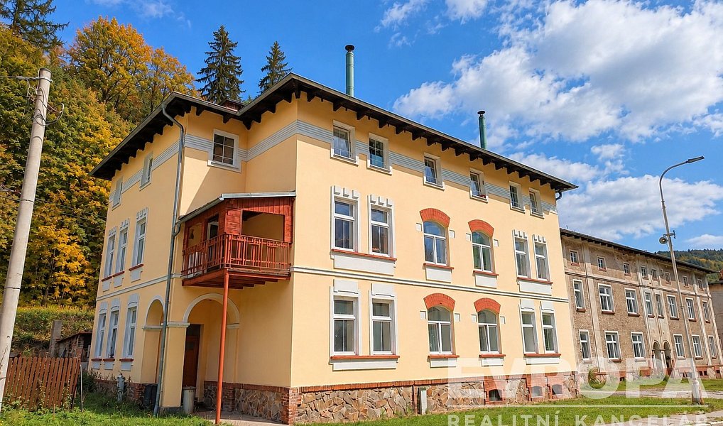 Pronájem bytu 1+kk 28 m², Horní Maršov – náhled fotky 7