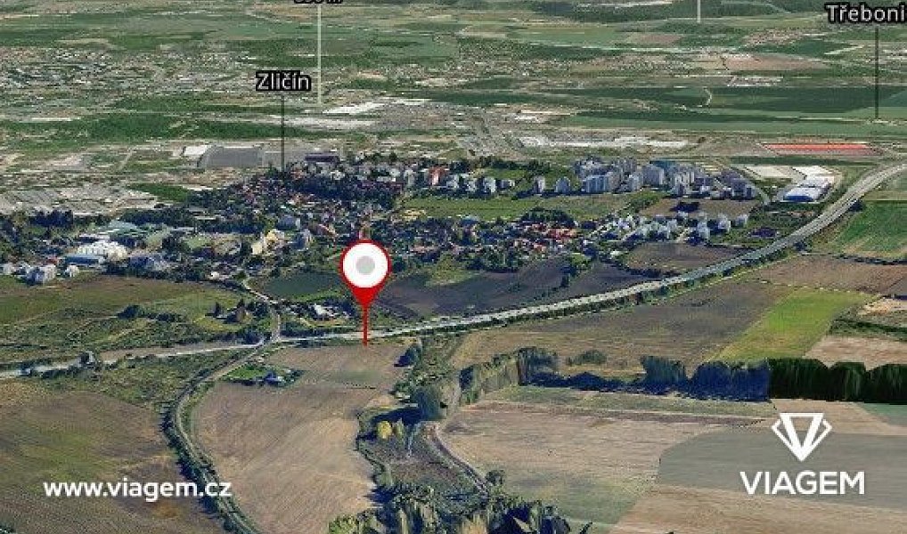 Prodej pole 3 512 m², Praha – náhled fotky 4