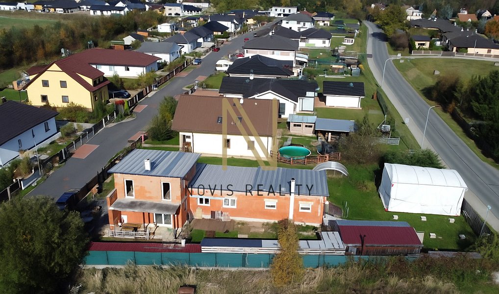 Prodej domu 200 m² s pozemkem 869 m², Blovice – náhled fotky 7