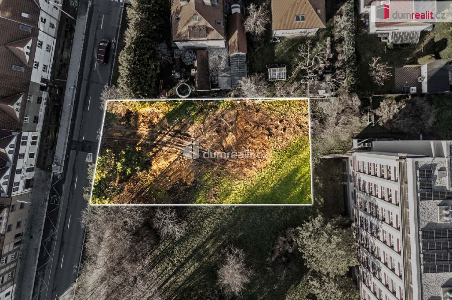 Prodej stavebního pozemku 909 m² — photo 2