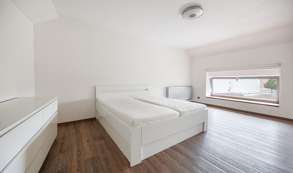 Prodej domu 154 m² s pozemkem 135 m², Brno – náhled fotky 22