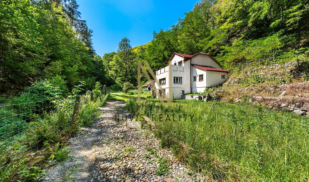 Prodej domu 212 m² s pozemkem 6 658 m², Milešov – náhled fotky 9