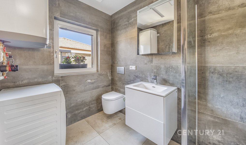Prodej domu 107 m² s pozemkem 384 m², Mělník – náhled fotky 18