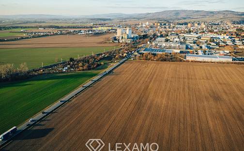 Prodej komerčního pozemku 32 475 m²