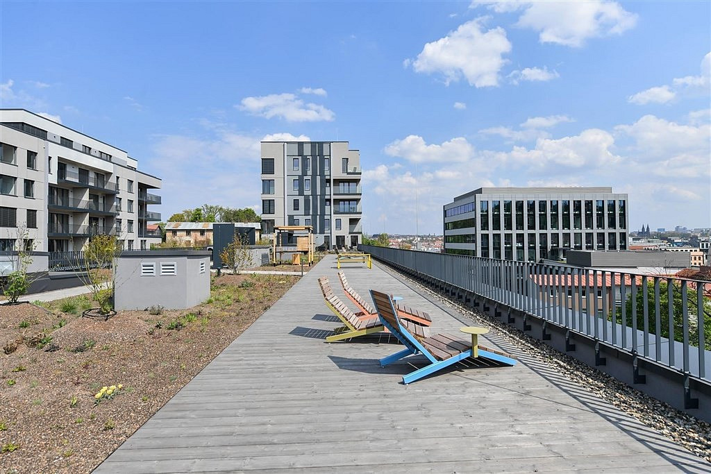 Pronájem bytu 2+kk 66 m² – další