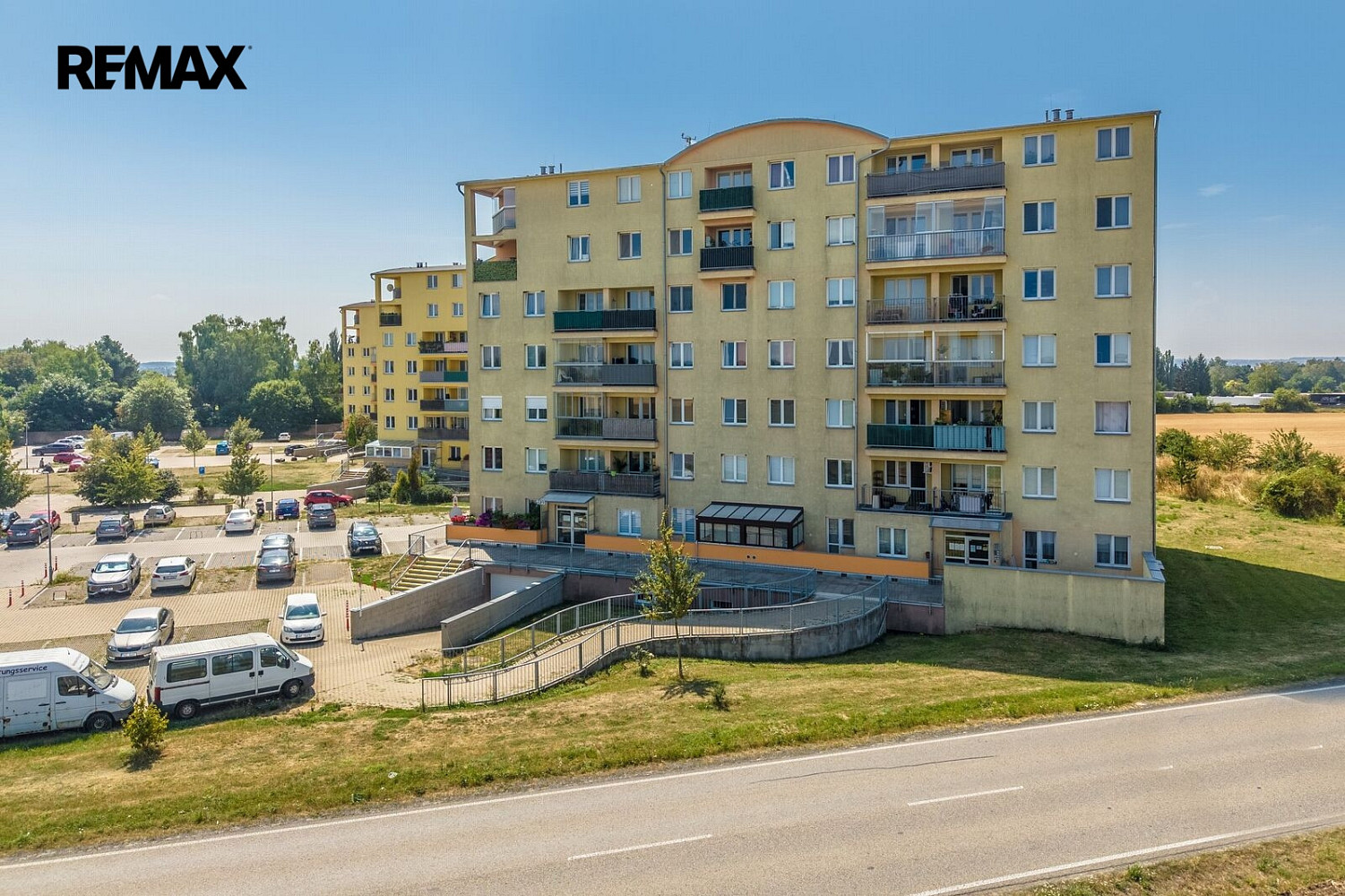 Pronájem bytu 1+kk 30 m² – fotografie 4