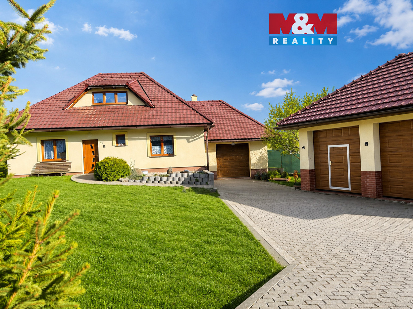 Prodej domu 120 m² s pozemkem 1 973 m²