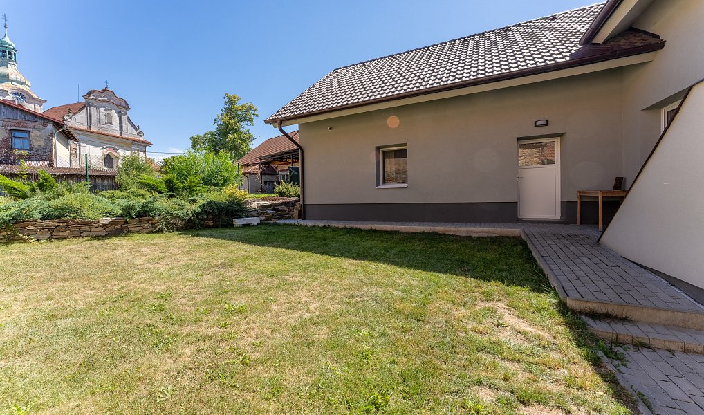 Prodej domu 162 m² s pozemkem 735 m², Horní Kruty – náhled fotky 47