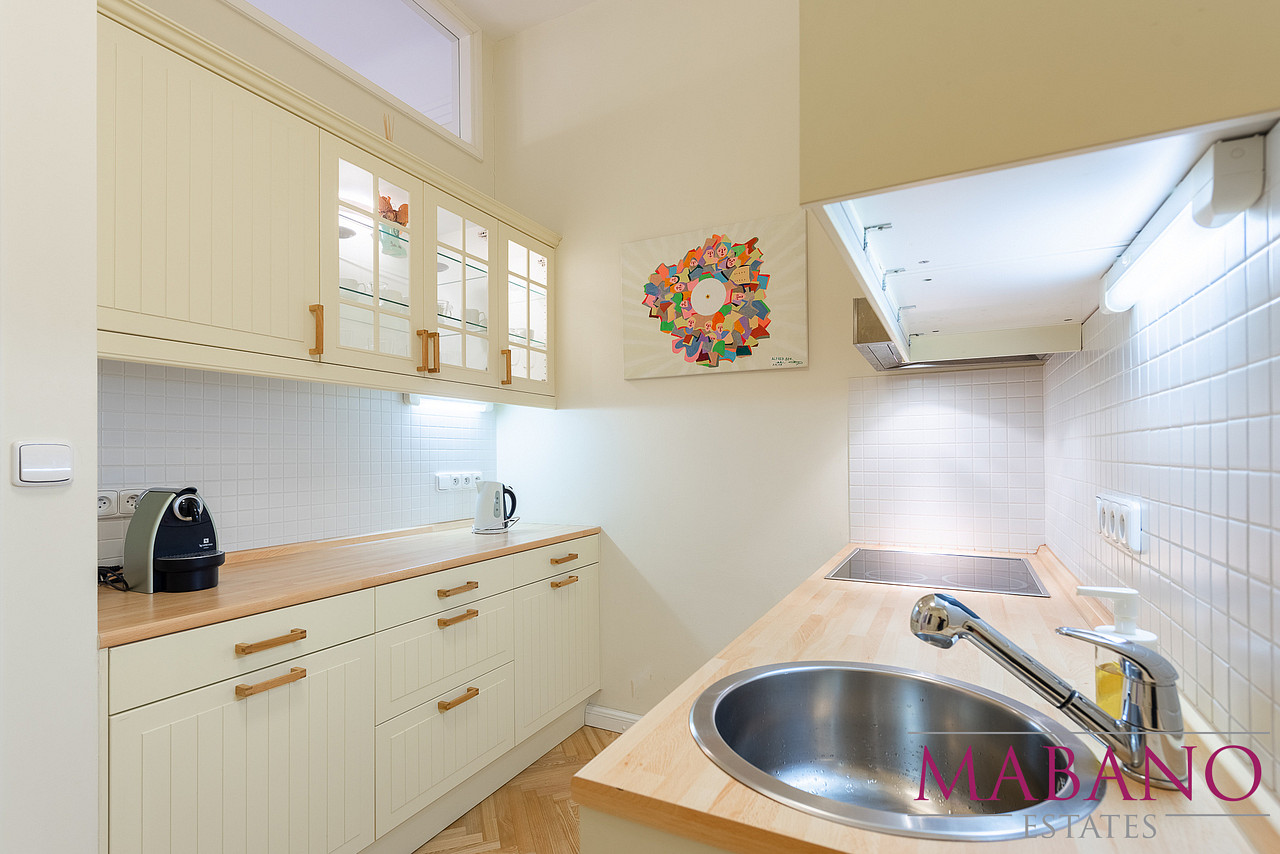 Pronájem bytu 2+1 61 m² – pohled 3