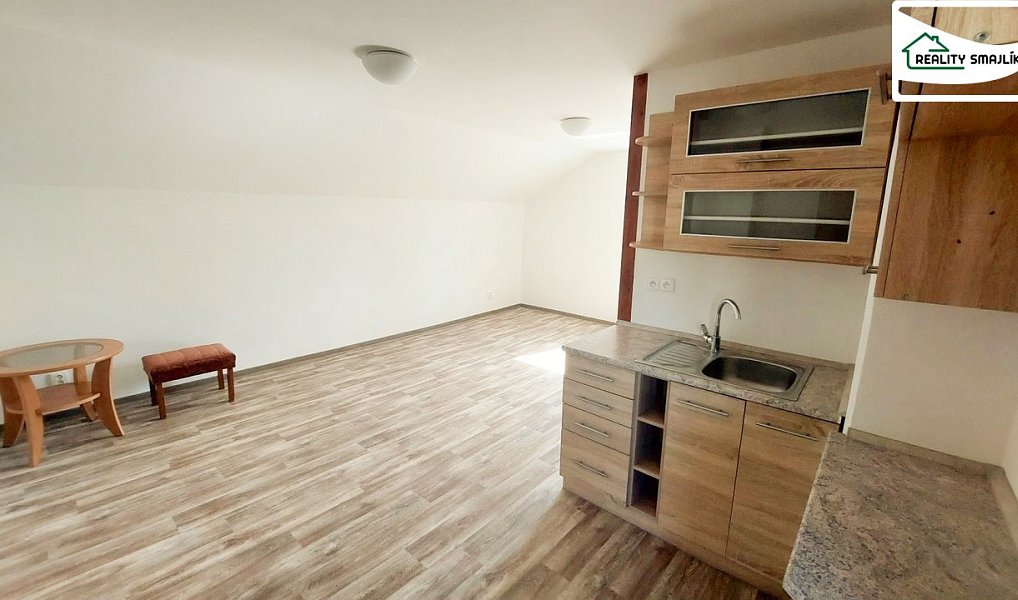 Pronájem výrobních prostor 176 m², Mariánské Lázně – náhled fotky 13