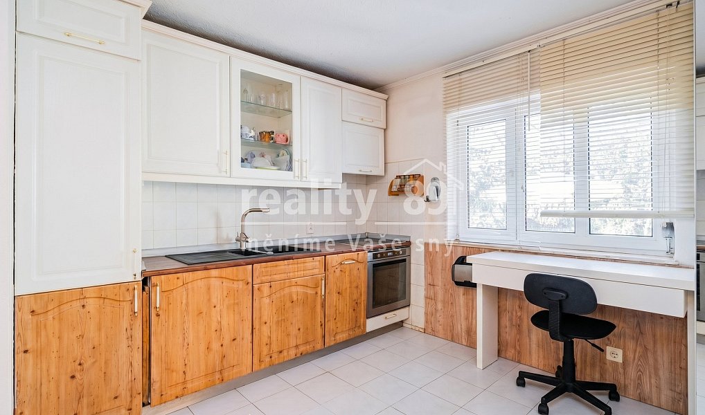 Prodej domu 127 m² s pozemkem 3 305 m², Hostivice – náhled fotky 11