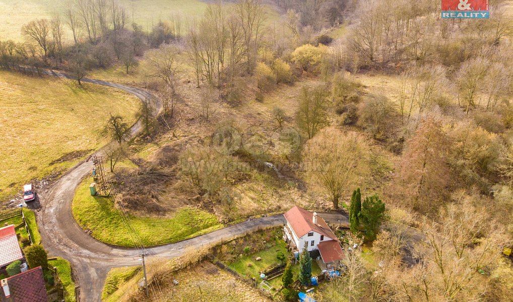 Prodej pozemku 1 518 m², Povrly – náhled fotky 3