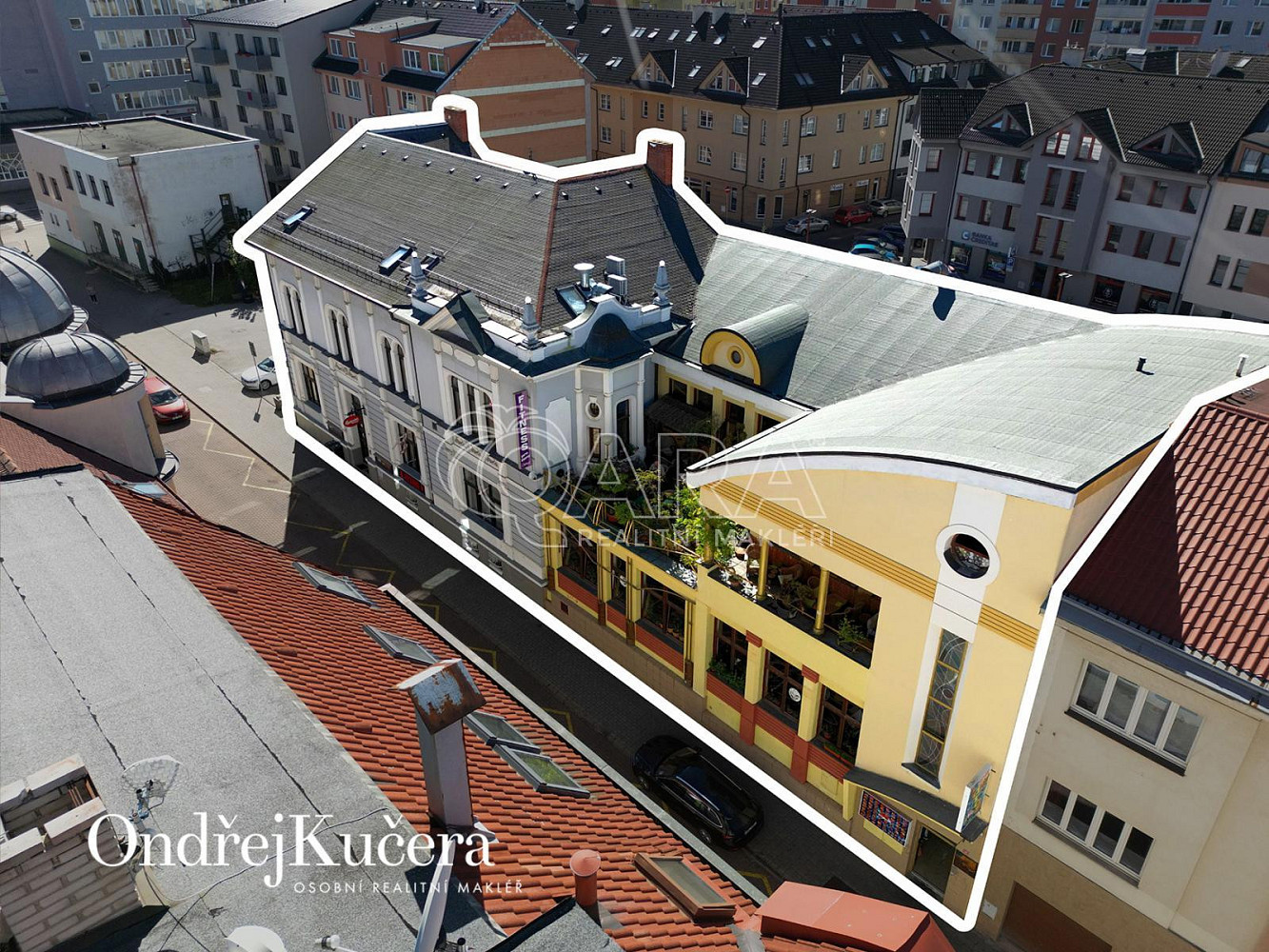 Prodej domu 1 000 m² s pozemkem 1 000 m²