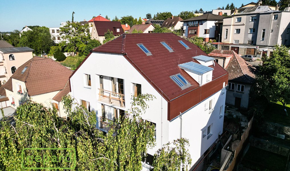 Prodej bytu 6+kk 159 m², Praha – náhled fotky 32