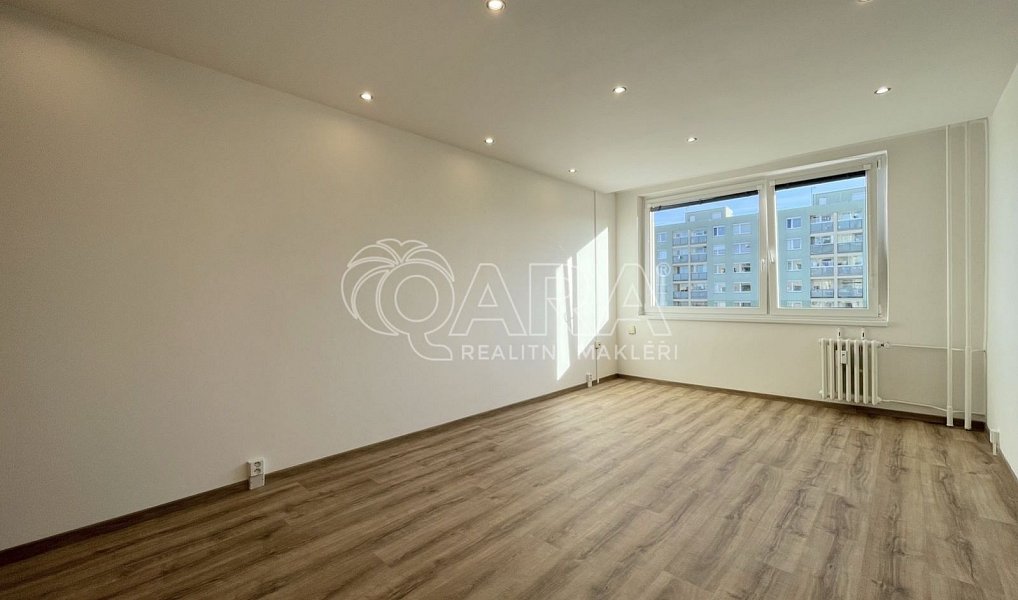 Pronájem bytu 3+kk 74 m², Praha – náhled fotky 2