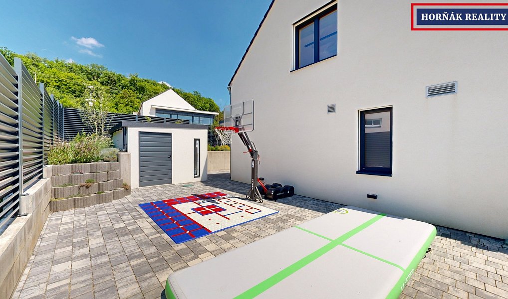 Prodej domu 288 m² s pozemkem 863 m², Ochoz u Brna – náhled fotky 23
