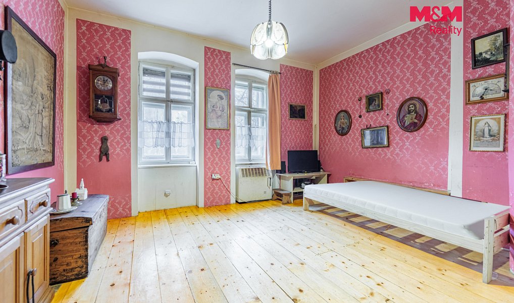 Prodej bytu 2+1 42 m², Dalovice – náhled fotky 9