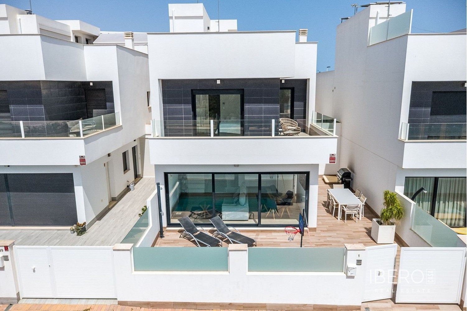 Prodej domu 121 m² s pozemkem 121 m²