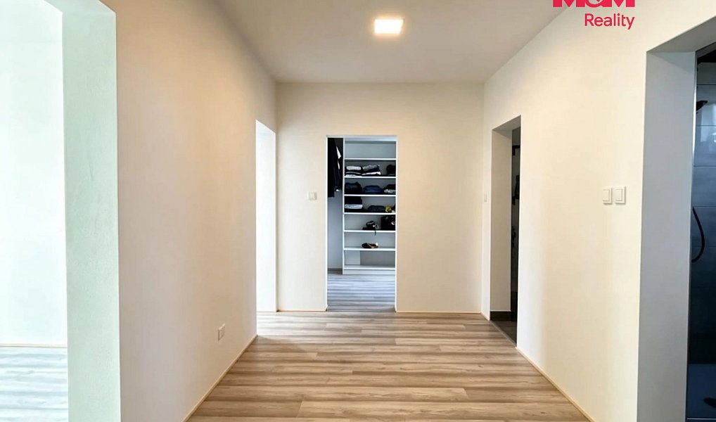 Prodej domu 360 m² s pozemkem 9 718 m², Albrechtice – náhled fotky 8