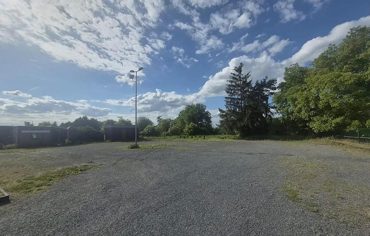 Pronájem komerčního objektu (jiného typu) 500 m² – fotografie 2