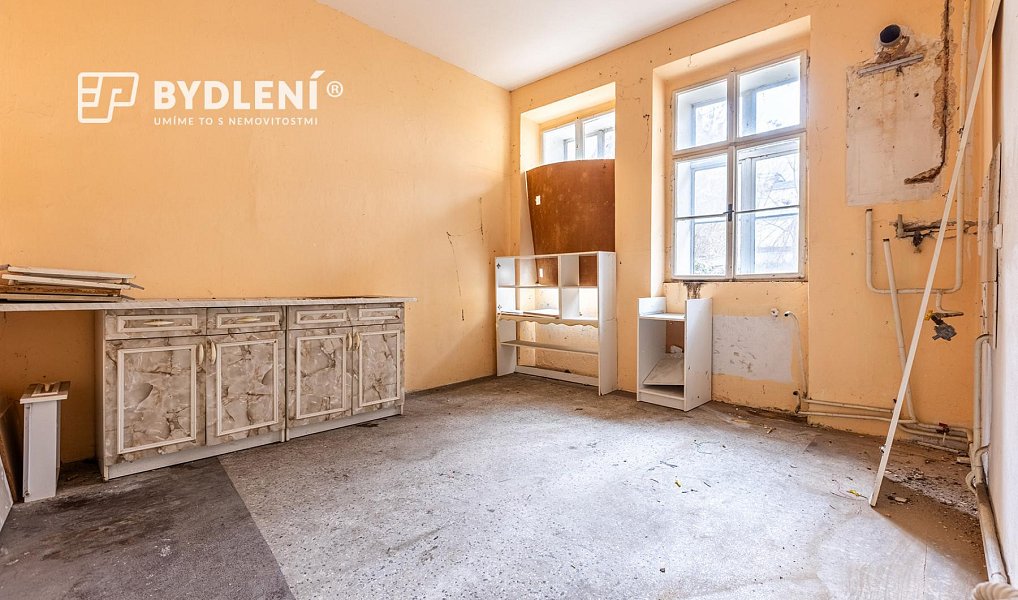 Prodej domu 389 m² s pozemkem 226 m², Teplice – náhled fotky 9