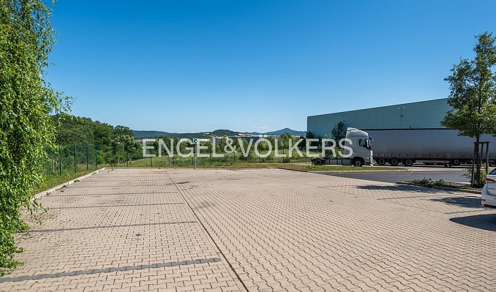 Pronájem výrobních prostor 6 513 m², Krupka – náhled fotky 14