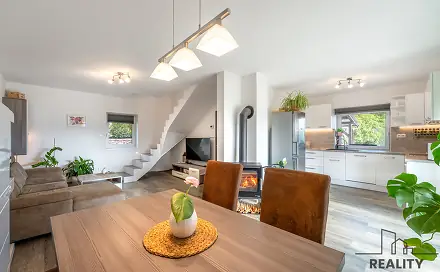 Pronájem domu 86 m² s pozemkem 688 m², Kuřim, okres Brno-venkov
