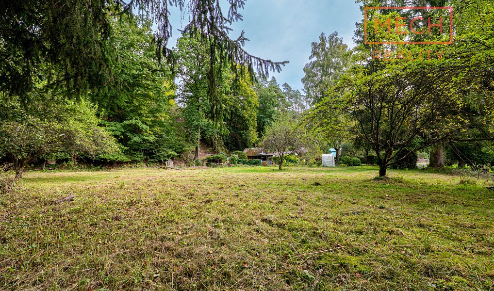 Prodej stavebního pozemku 1 248 m², Libež – náhled fotky 11